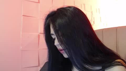 gabriella online show from November 26, 2025, 12:39 pm