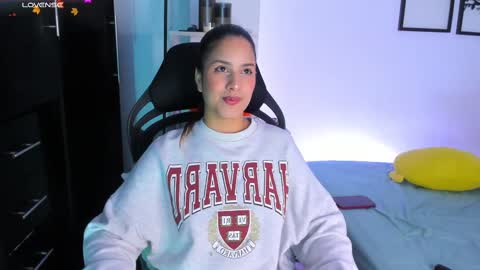 Gabriella online show from October 8, 2025, 9:56 pm