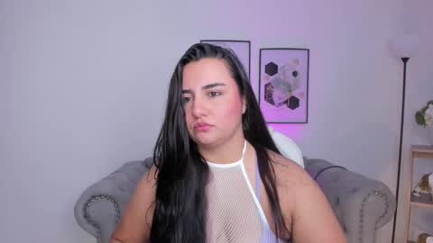 gabriella_evans_ online show from November 12, 2025, 12:05 pm