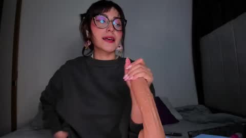 Snapshot of gabrielladurandd chatting on December 31, 2024, 1:47 am Gaby online show from December 31, 2024, 1:47 am