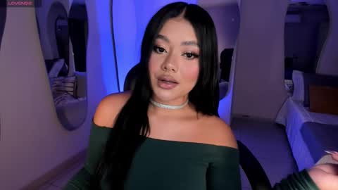 Snapshot of gabriellalee_ chatting on October 2, 2025, 2:40 am Gabriella Lee online show from October 2, 2025, 2:40 am