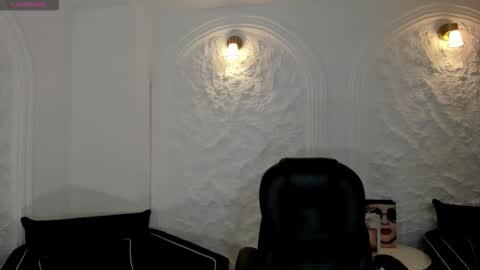 Snapshot of gabriellalee_ chatting on October 17, 2025, 2:48 am Gabriella Lee online show from October 17, 2025, 2:48 am