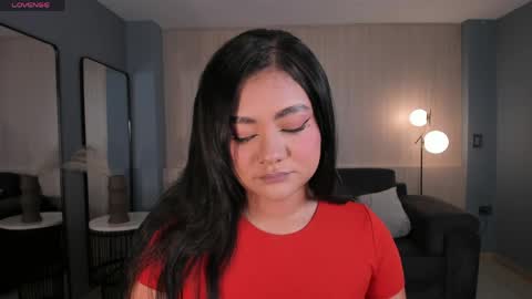 Snapshot of gabriellalee_ chatting on April 7, 2026, 3:18 am Gabriella Lee online show from April 7, 2026, 3:18 am