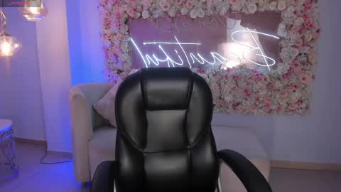 Snapshot of gabriellalee_ chatting on May 3, 2026, 11:22 pm Gabriella Lee online show from May 3, 2026, 11:22 pm