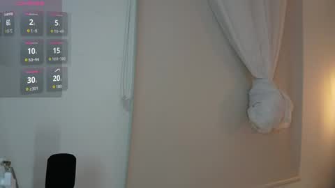 Snapshot of gaby_evansz chatting on April 12, 2026, 9:25 am Gaby evansz online show from April 12, 2026, 9:25 am