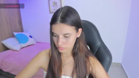 Snapshot of gaby_olsen chatting on January 10, 2025, 9:42 pm Gabriela online show from January 10, 2025, 9:42 pm