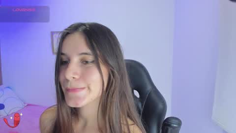 Snapshot of gaby_olsen chatting on January 18, 2025, 12:13 am Gabriela online show from January 18, 2025, 12:13 am