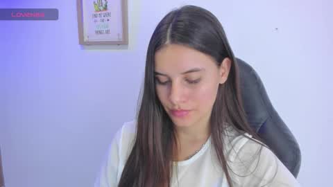 Snapshot of gaby_olsen chatting on January 24, 2025, 1:45 am Gabriela online show from January 24, 2025, 1:45 am