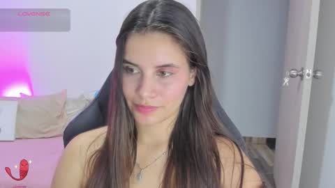 Snapshot of gaby_olsen chatting on February 11, 2025, 1:10 am Gabriela online show from February 11, 2025, 1:10 am