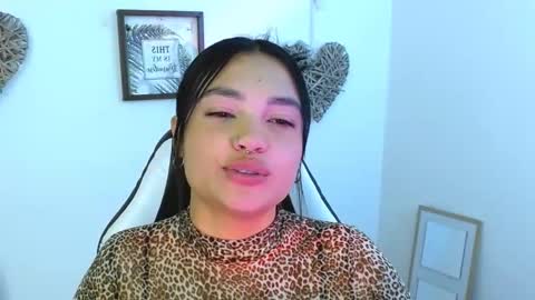 My name is Gabriela.. nice to meet you thumbs up please its very important to me online show from September 11, 2025, 9:15 pm
