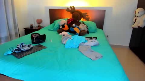 Gabybuttler online show from February 27, 2025, 11:37 pm