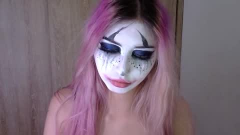 gabygumms online show from December 18, 2025, 7:03 am