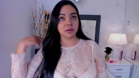 Snapshot of gabyherreraa chatting on May 19, 2026, 11:44 pm Gaby online show from May 19, 2026, 11:44 pm