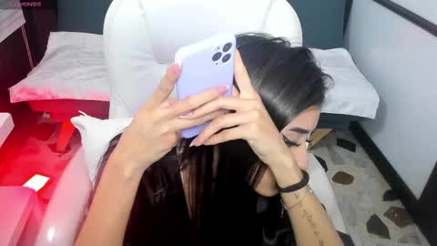 Snapshot of gabyowenss_ chatting on March 8, 2026, 2:04 am Gaby Owens online show from March 8, 2026, 2:04 am