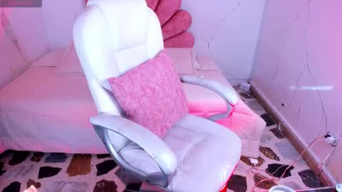 Snapshot of gabyowenss_ chatting on March 15, 2026, 9:54 pm Gaby Owens online show from March 15, 2026, 9:54 pm