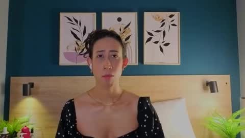 Gaby online show from November 3, 2025, 7:48 pm