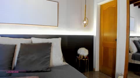 Gaby Vega  online show from January 6, 2026, 11:36 am