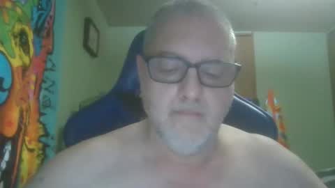 gadude45 online show from November 21, 2025, 9:46 pm