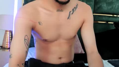 Gael  Coral some hot latinos online show from January 11, 2026, 11:15 am