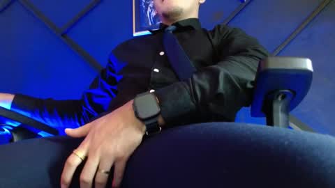 Snapshot of gael_williams4 chatting on February 18, 2025, 9:42 pm Gael Williams online show from February 18, 2025, 9:42 pm