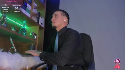 Gael Williams online show from October 28, 2025, 7:16 pm