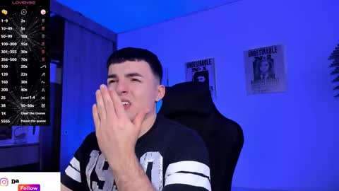 GaelVilla online show from March 24, 2026, 2:33 pm