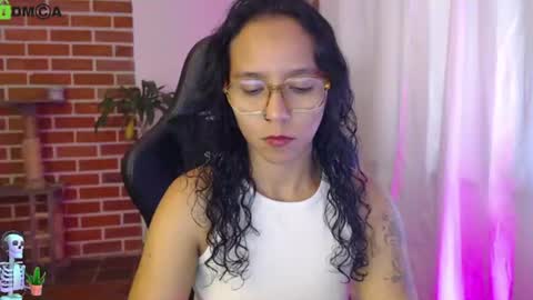 Lenna 3 online show from August 4, 2026, 7:16 pm