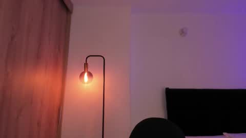 Snapshot of gaia_lyra chatting on October 16, 2025, 12:00 am Gaia online show from October 16, 2025, 12:00 am