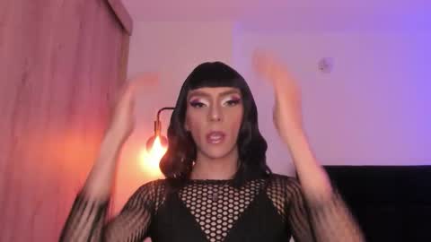 Snapshot of gaia_lyra chatting on October 19, 2025, 11:05 pm Gaia online show from October 19, 2025, 11:05 pm