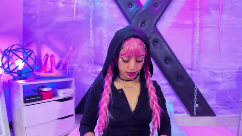gaiia_uwu online show from May 14, 2026, 3:02 am