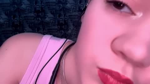 Abigail online show from December 19, 2025, 7:10 pm