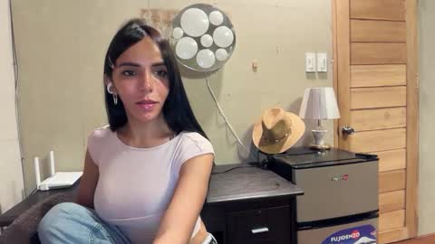 Snapshot of galileii chatting on October 4, 2025, 11:19 am galileii online show from October 4, 2025, 11:19 am