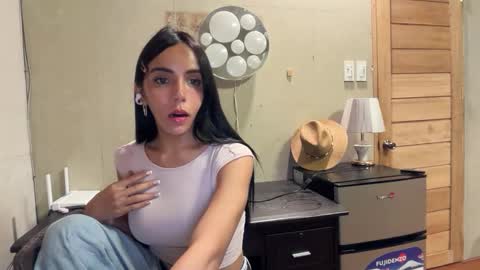 Snapshot of galileii chatting on October 7, 2025, 11:51 am galileii online show from October 7, 2025, 11:51 am