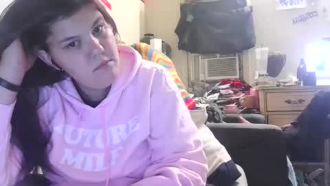 gamer202324 online show from September 17, 2025, 1:18 am