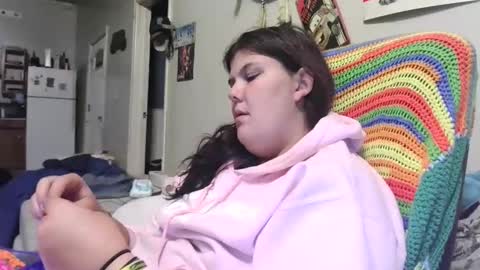 gamer202324 online show from September 20, 2025, 2:23 am