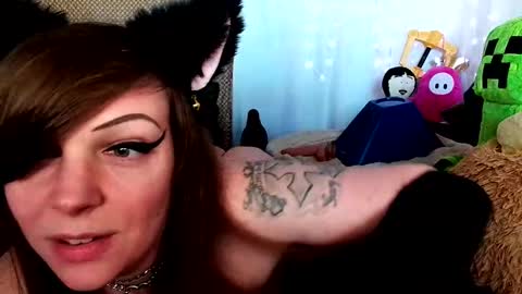 GamerGirlRoxy online show from February 28, 2025, 10:06 pm