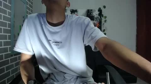 Snapshot of gandy_hott chatting on October 16, 2025, 7:26 pm gandy_hott online show from October 16, 2025, 7:26 pm