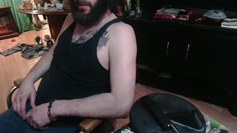 garageguy4fun online show from February 5, 2025, 11:23 am