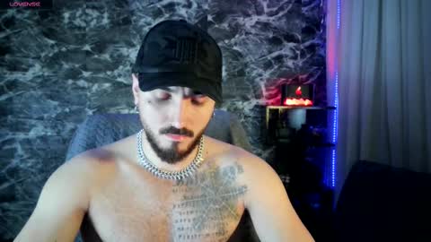 Snapshot of garbel09 chatting on February 24, 2025, 5:33 am Chris Dont forget to gift me thumb up Its very important to me and makes me happy AF online show from February 24, 2025, 5:33 am