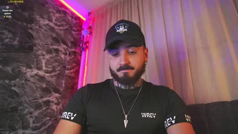 Chris  Dont forget to gift me thumb up Its very important to me and makes me happy AF  online show from April 26, 2026, 6:33 am