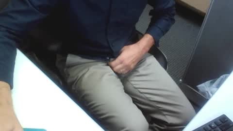 Snapshot of gardensman_561 chatting on November 6, 2025, 12:17 pm Panty Lover online show from November 6, 2025, 12:17 pm