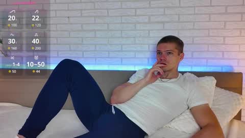 Snapshot of garettvosss chatting on September 29, 2025, 4:17 am Gared online show from September 29, 2025, 4:17 am