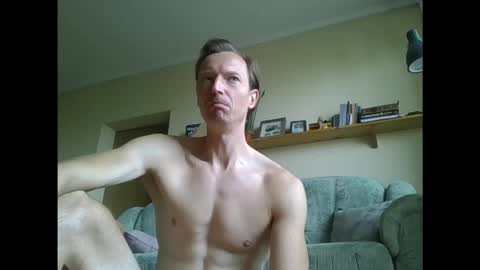 Garfield online show from September 9, 2025, 7:52 am