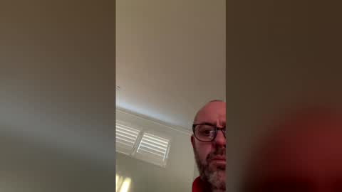 garret96 online show from December 20, 2025, 9:33 pm