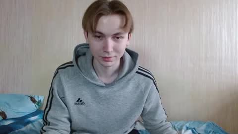 Snapshot of gary_snail33257 chatting on November 17, 2025, 8:31 am meow online show from November 17, 2025, 8:31 am