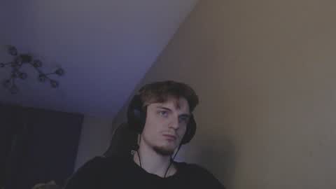 Snapshot of gasturfahe chatting on January 8, 2025, 10:58 pm gasturfahe online show from January 8, 2025, 10:58 pm