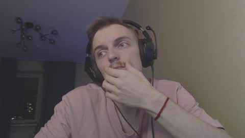 Snapshot of gasturfahe chatting on March 4, 2025, 7:43 pm gasturfahe online show from March 4, 2025, 7:43 pm