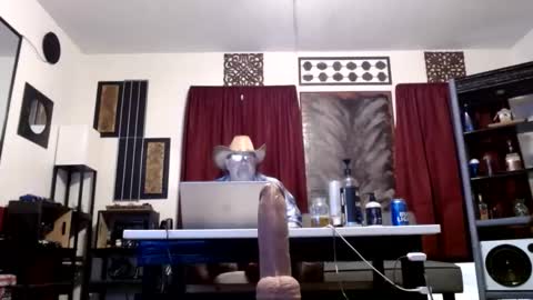 gatewaylaptop2019 online show from November 9, 2025, 5:55 pm