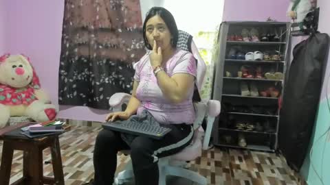 Diana online show from August 5, 2026, 11:57 am