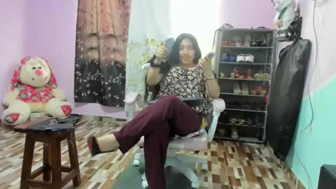 Diana online show from August 9, 2026, 3:17 pm
